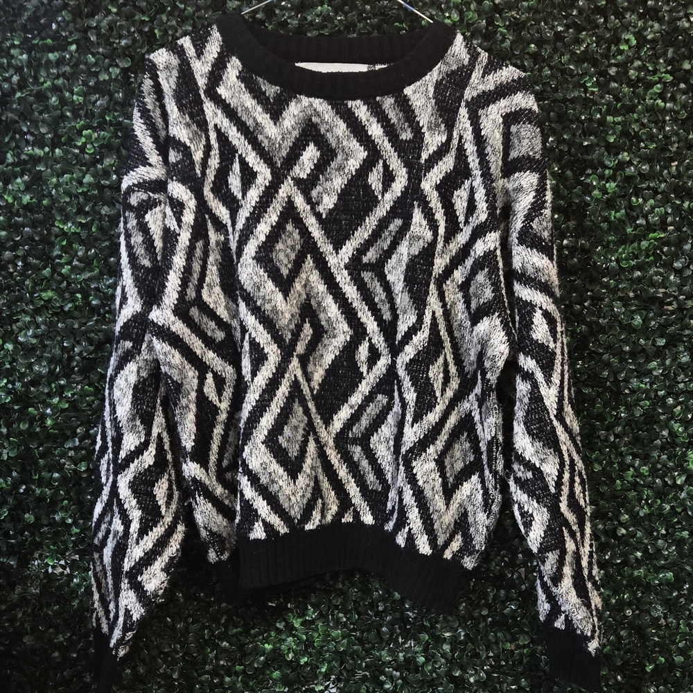 Point Zero Black and White Geometric Sweater